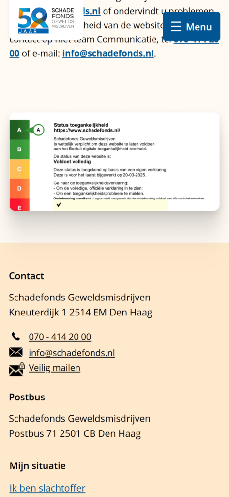 The Schadefonds accessibility statement on mobile, with the contact details below it