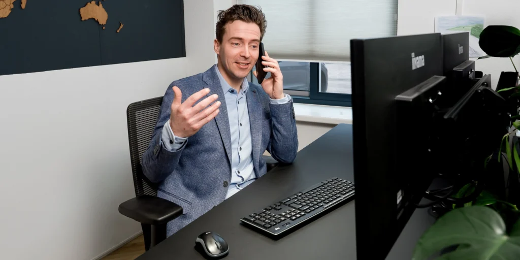 Personal injury lawyer on the phone at the Helder office in Leusden